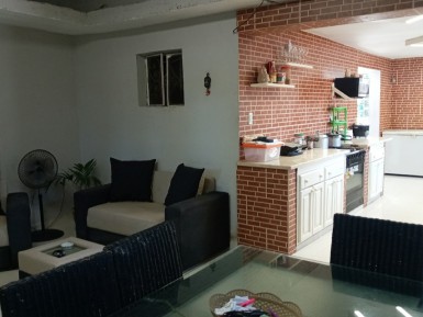 Casa Independiente de 7 habitaciones en venta en Antonio Guiteras, Habana del Este, La Habana