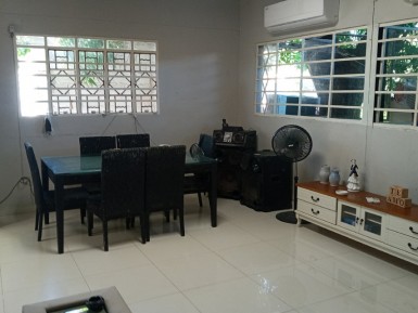 Casa Independiente de 7 habitaciones en venta en Antonio Guiteras, Habana del Este, La Habana