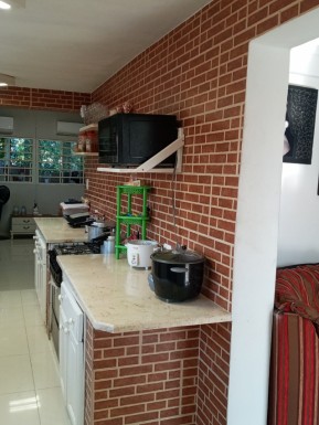 Casa Independiente de 7 habitaciones en venta en Antonio Guiteras, Habana del Este, La Habana