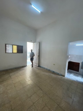Apartment with 3 bedrooms for sale in Vedado, Plaza de la Revolución, La Habana