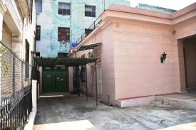 Casa Independiente de 5 habitaciones en venta en Vedado, Plaza de la Revolución, La Habana - 3