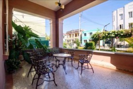 Casa Independiente de 5 habitaciones en venta en Vedado, Plaza de la Revolución, La Habana - 4