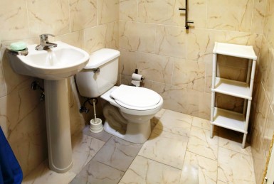 Casa Independiente de 5 habitaciones en venta en Vedado, Plaza de la Revolución, La Habana