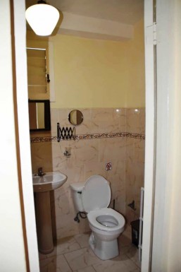 Casa Independiente de 5 habitaciones en venta en Vedado, Plaza de la Revolución, La Habana