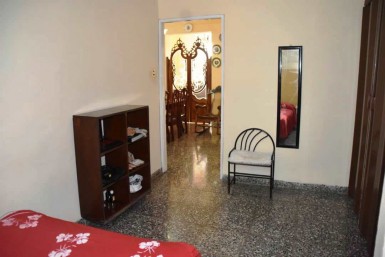 Casa Independiente de 5 habitaciones en venta en Vedado, Plaza de la Revolución, La Habana