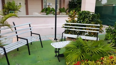 Casa Independiente de 5 habitaciones en venta en Vedado, Plaza de la Revolución, La Habana