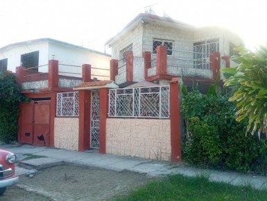 Casa Independiente en Los Pinos, Arroyo Naranjo, La Habana