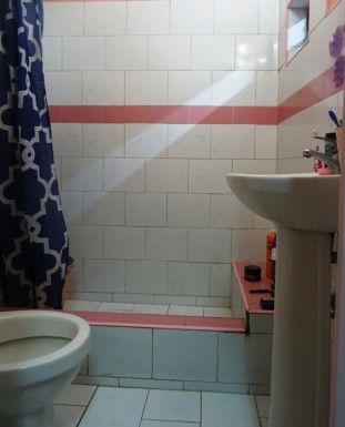Casa de 2 habitaciones en venta en Centro Habana, La Habana