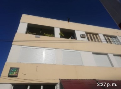 Apartamento de 4 habitaciones en venta en Vedado, Plaza de la Revolución, La Habana