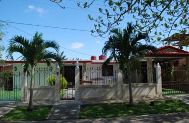 Independent House in Santa Fe, Playa, La Habana