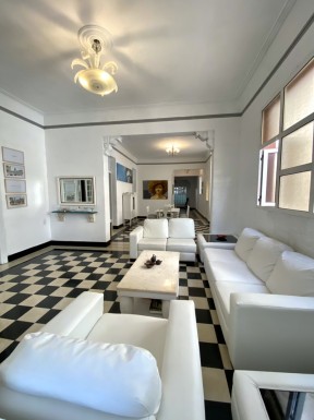 Apartment with 4 bedrooms for sale in Vedado, Plaza de la Revolución, La Habana