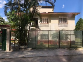 Biplanta de 3 habitaciones en venta en Nuevo Vedado, Plaza de la Revolución, La Habana