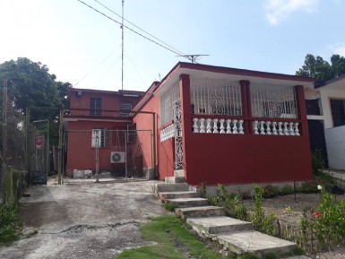 Casa Independiente en Arroyo Naranjo, La Habana