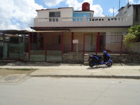 Casa de 3 habitaciones en venta en Balcón Arimao, La Lisa, La Habana