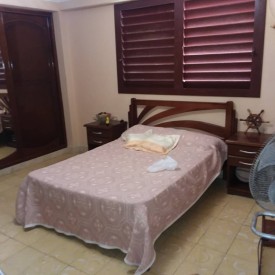 House with 4 bedrooms for sale in Nuevo Vedado, Plaza de la Revolución, La Habana - 37