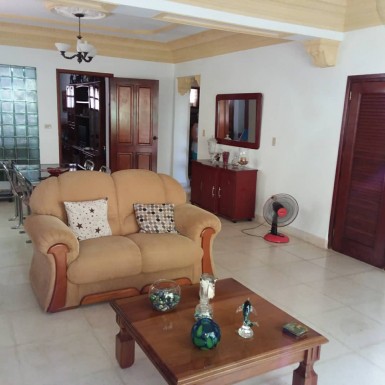 Casa de 4 habitaciones en venta en Nuevo Vedado, Plaza de la Revolución, La Habana