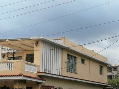 Casa de 5 habitaciones en venta en Víbora Park, Arroyo Naranjo, La Habana