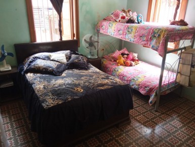 Casa Independiente de 4 habitaciones en venta en Vedado, Plaza de la Revolución, La Habana