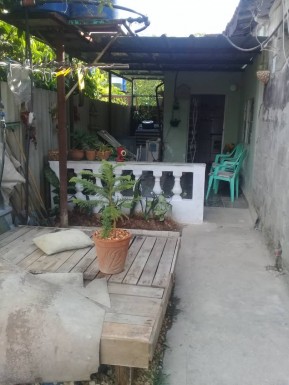 Casa Independiente de 1 habitación en venta en Los Quemados, Marianao, La Habana