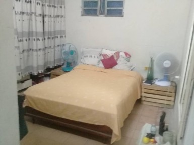 Casa Independiente de 1 habitación en venta en Los Quemados, Marianao, La Habana