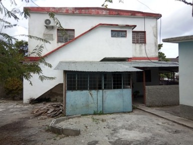 House in CUJAE, Marianao, La Habana
