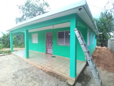 Casa Independiente de 2 habitaciones en venta en Las Guásimas, Arroyo Naranjo, La Habana
