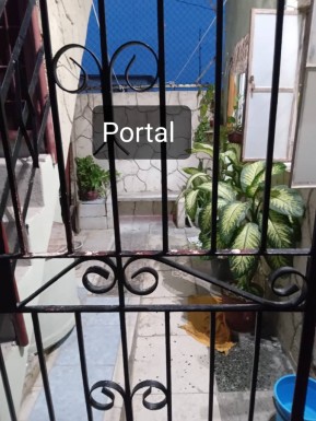 Apartment with 2.5 bedrooms for sale in Mantilla, Arroyo Naranjo, La Habana