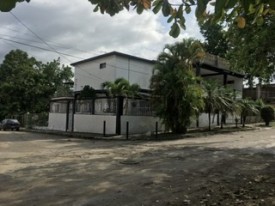 Casa Independiente de 4 habitaciones en venta en California, San Miguel del Padrón, La Habana