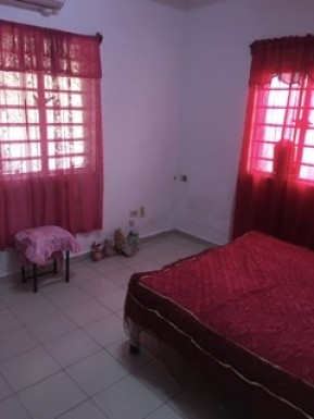 Casa Independiente de 4 habitaciones en venta en California, San Miguel del Padrón, La Habana