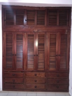 Casa Independiente de 4 habitaciones en venta en California, San Miguel del Padrón, La Habana