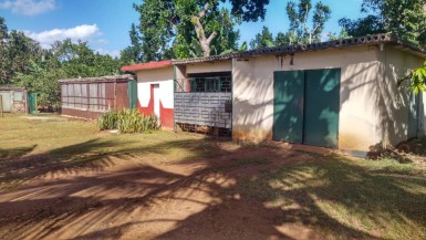 Country House with 4 bedrooms for sale in Santa Amelia, Cotorro, La Habana