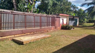 Country House with 4 bedrooms for sale in Santa Amelia, Cotorro, La Habana
