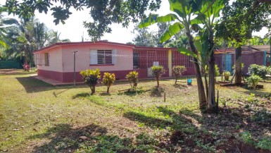 Country House with 4 bedrooms for sale in Santa Amelia, Cotorro, La Habana