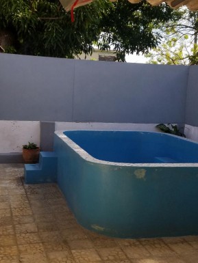 Casa de 4 habitaciones en venta en Ampliación del Sevillano, Arroyo Naranjo, La Habana
