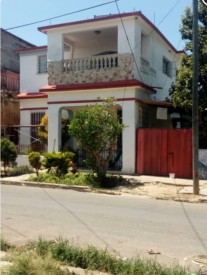 Detached House with 4 bedrooms for exchange in Buenavista, Playa, La Habana