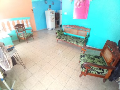 Casa en Luyanó, Diez de Octubre, La Habana