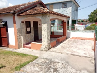 Detached House with 3 bedrooms for sale in Guanabo, Habana del Este, La Habana