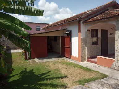 Detached House with 3 bedrooms for sale in Guanabo, Habana del Este, La Habana