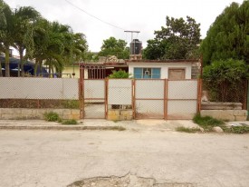 Casa de 3 habitaciones en venta en Santa Fe, Playa, La Habana - Miniatura 1
