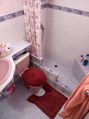 Casa de 3 habitaciones en venta en Santa Fe, Playa, La Habana