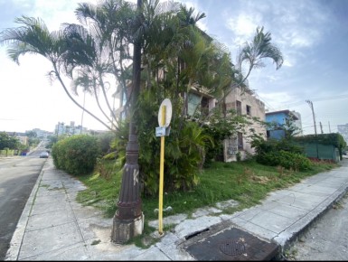 Apartment with 4 bedrooms for sale in Nuevo Vedado, Plaza de la Revolución, La Habana