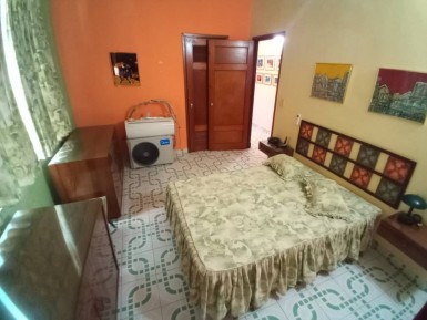 Apartment with 3 bedrooms for sale in Vedado, Plaza de la Revolución, La Habana