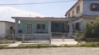 Casa en DBeche, Guanabacoa, La Habana