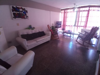 Apartment with 2 bedrooms for sale in Vedado, Plaza de la Revolución, La Habana