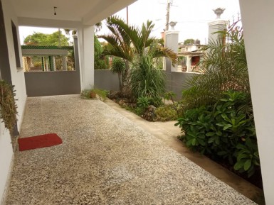 Casa Independiente de 2 habitaciones en venta en Lotería, Cotorro, La Habana