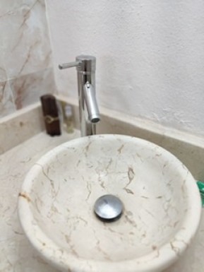 Biplanta de 2 habitaciones en venta en Nuevo Vedado, Plaza de la Revolución, La Habana