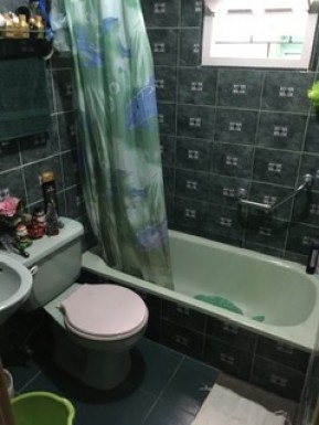 Biplanta de 3 habitaciones en venta en Jaimanitas, Playa, La Habana