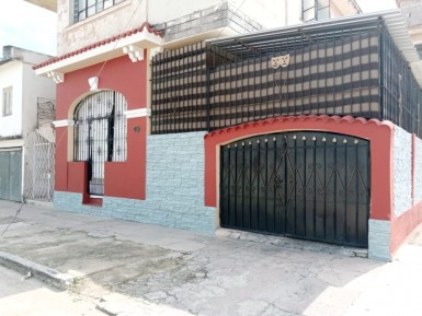House in Lawton, Diez de Octubre, La Habana
