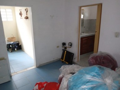Biplanta de 6 habitaciones en venta en Mazorra, Boyeros, La Habana