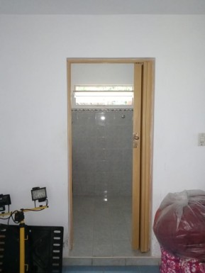 Biplanta de 6 habitaciones en venta en Mazorra, Boyeros, La Habana